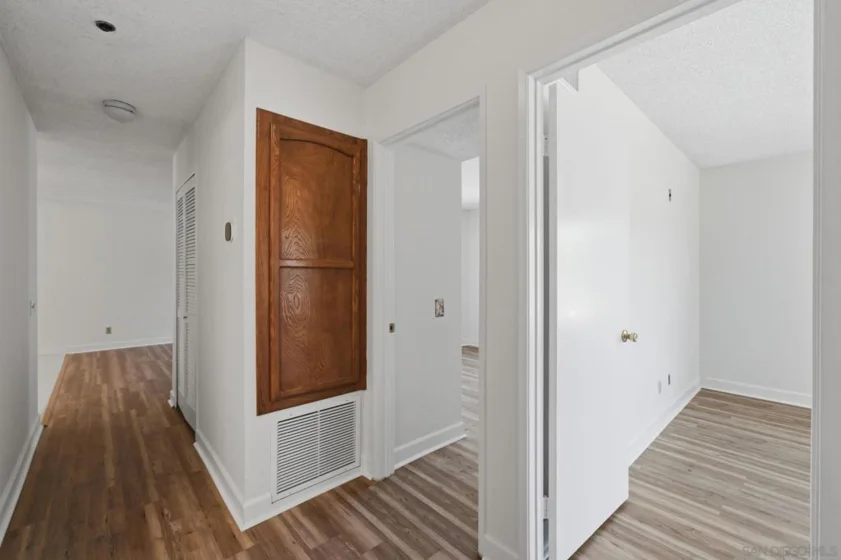 5649 Lake Park #301 photo 18