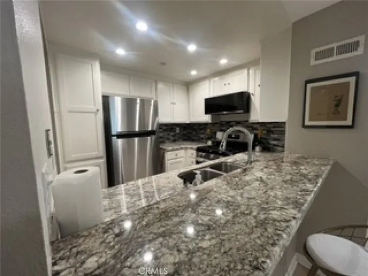 7800 Topanga Canyon #112 photo 16