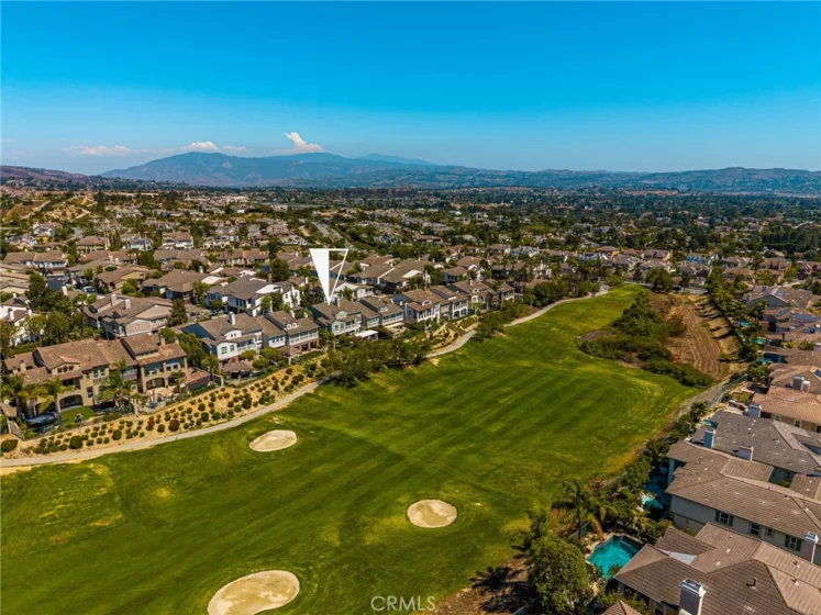 4001 Balmoral photo 64