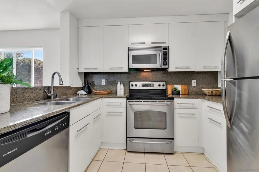 7425 Charmant Drive #2901 photo 13