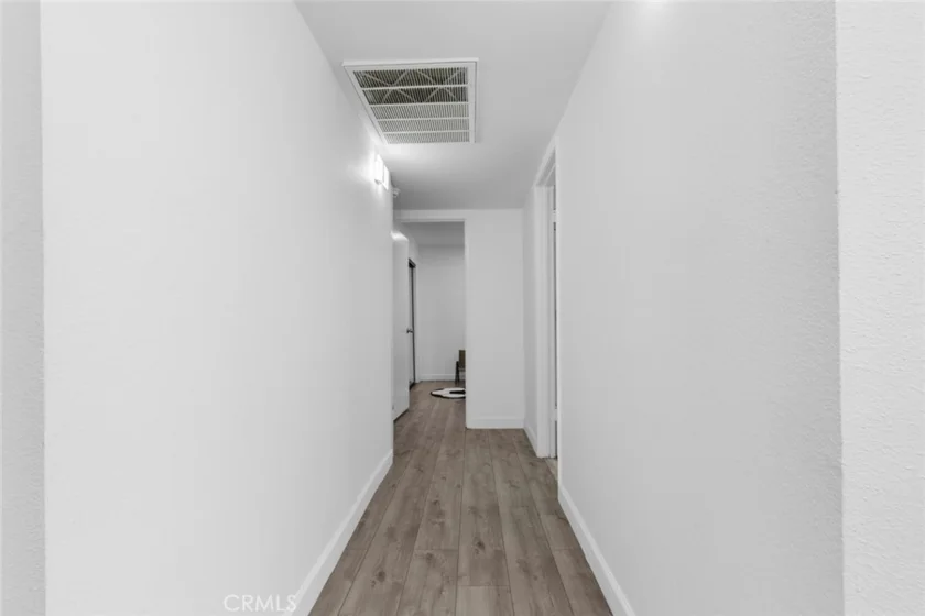 8801 Cedros Avenue #7 photo 27