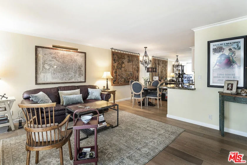 906 N Doheny Drive #510 photo 10