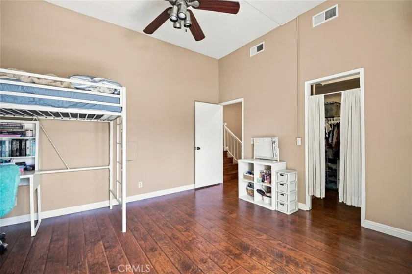 18360 Collins #L photo 28