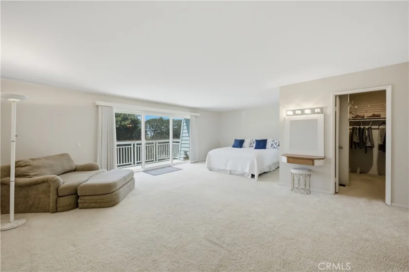 22 Montego Court photo 30