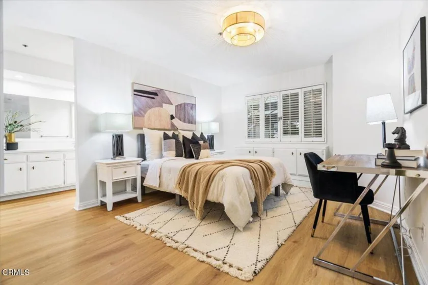 961 E California Boulevard #109 photo 26