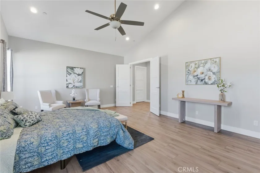 24940 Hayes photo 16