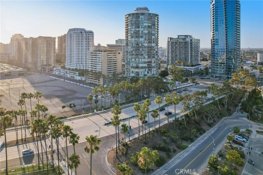 700 E Ocean Boulevard #1208 photo 43