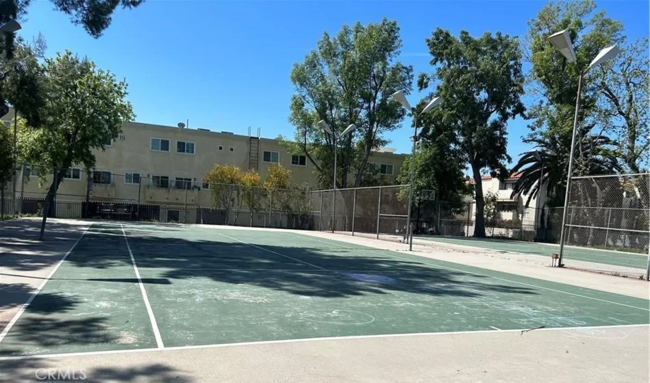 7651 Reseda #12 photo 6