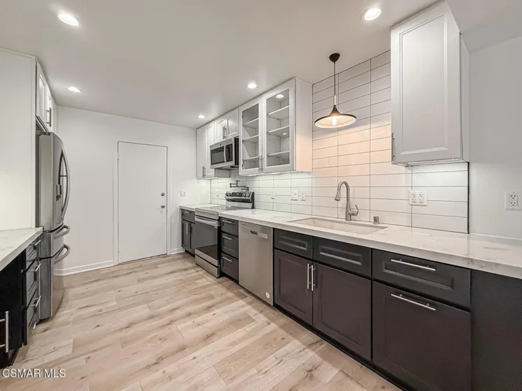 4807 Woodley Avenue #207 photo 13