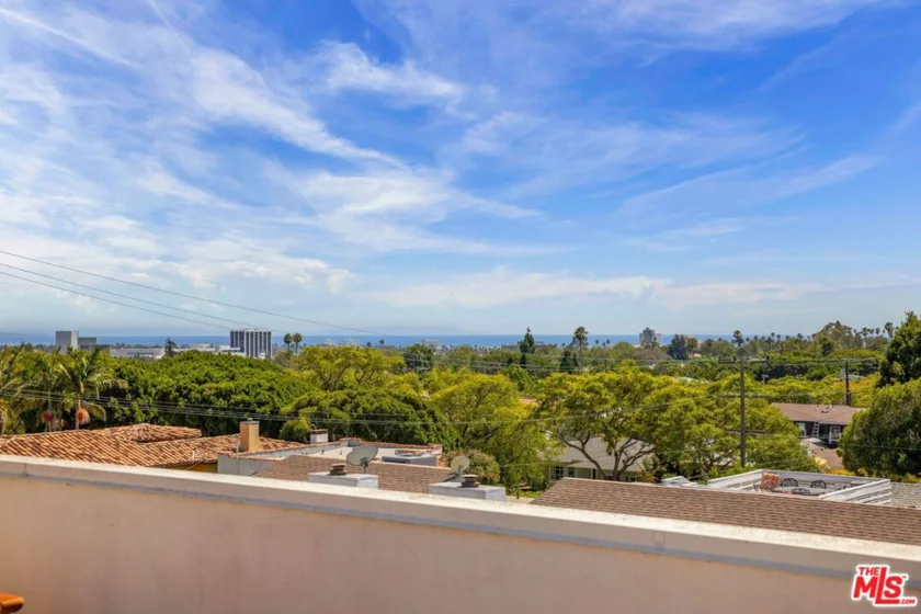 2922 Montana Avenue #B photo 15