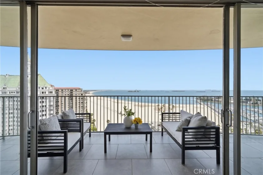 700 E Ocean Boulevard #2305 photo 24