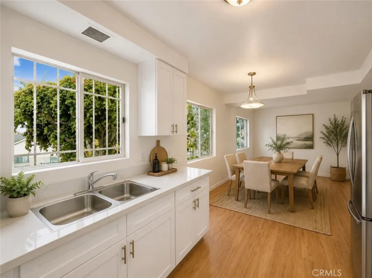 410 N Market Street #17 photo 7
