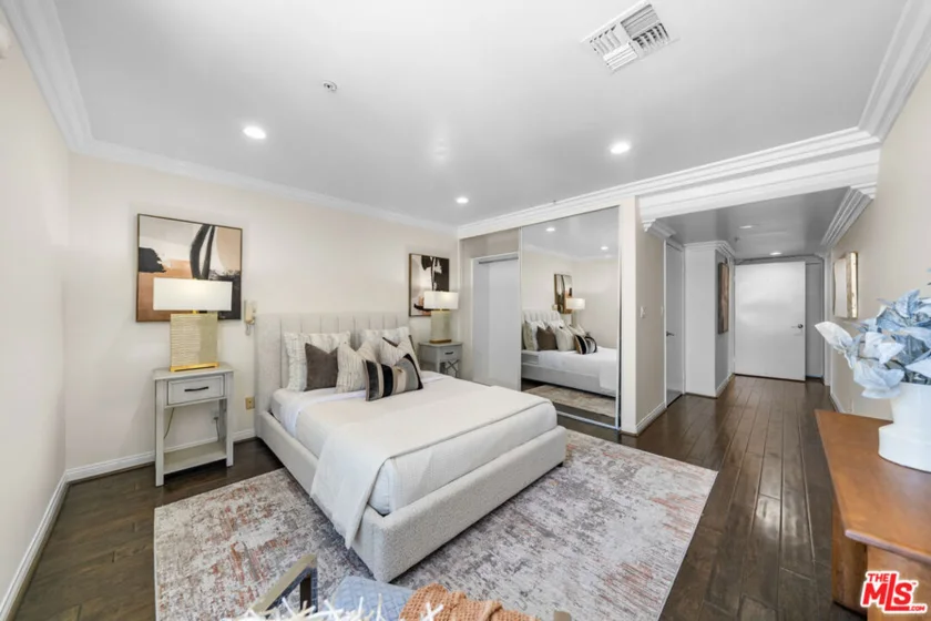 739 Lorraine Boulevard #402 photo 20