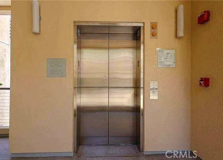 133 N The Promenade #334 photo 8