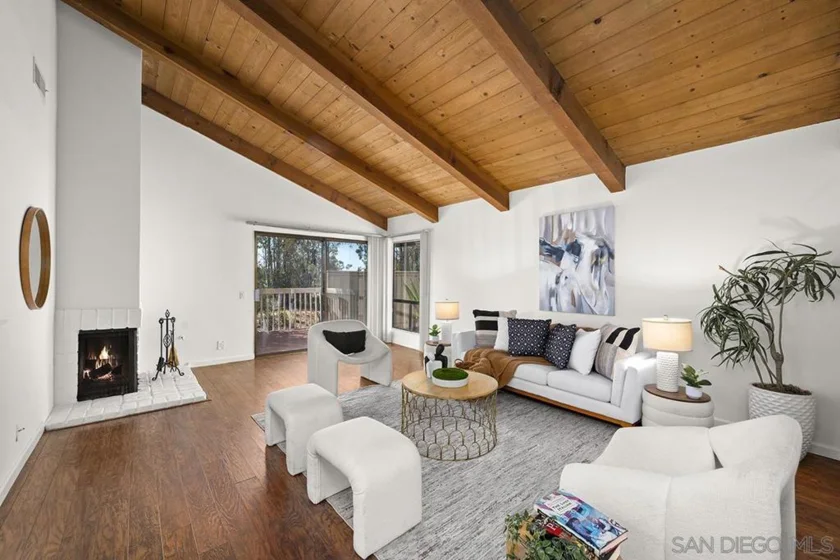 9903 Aviary Drive photo 1