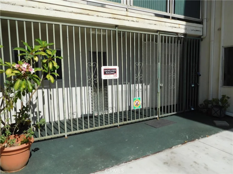 1015 N Michillinda #203 photo 34
