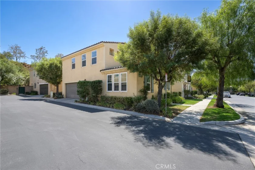 2866 Echo Springs photo 2