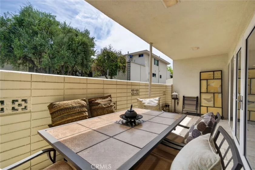 610 S Orange Grove Boulevard #5 photo 39