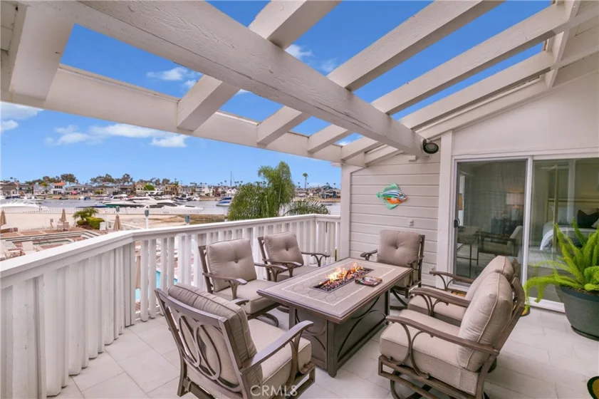 971 Bayside #410 photo 1