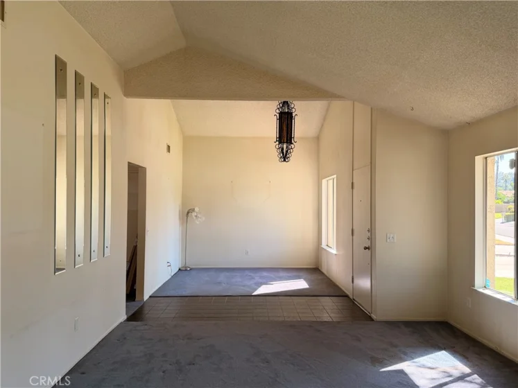 6631 Wintertree Drive photo 5