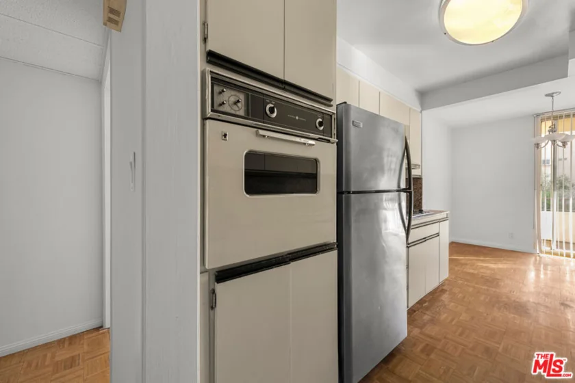 1300 Midvale Avenue #408 photo 16