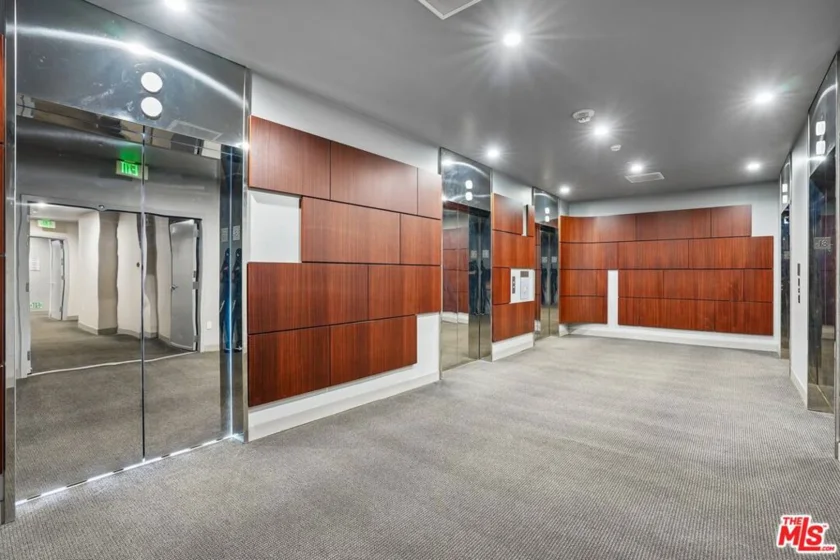 1100 Wilshire Boulevard #1804 photo 19