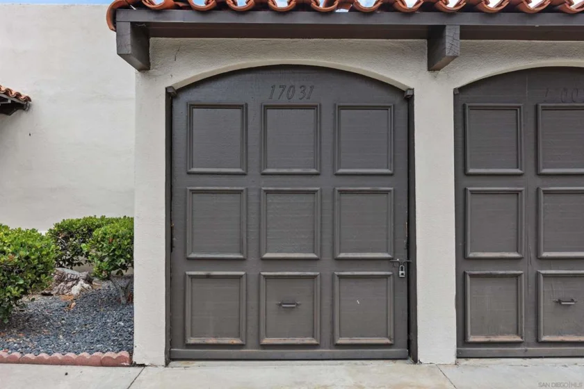 17031 Bernardo Center Drive photo 41