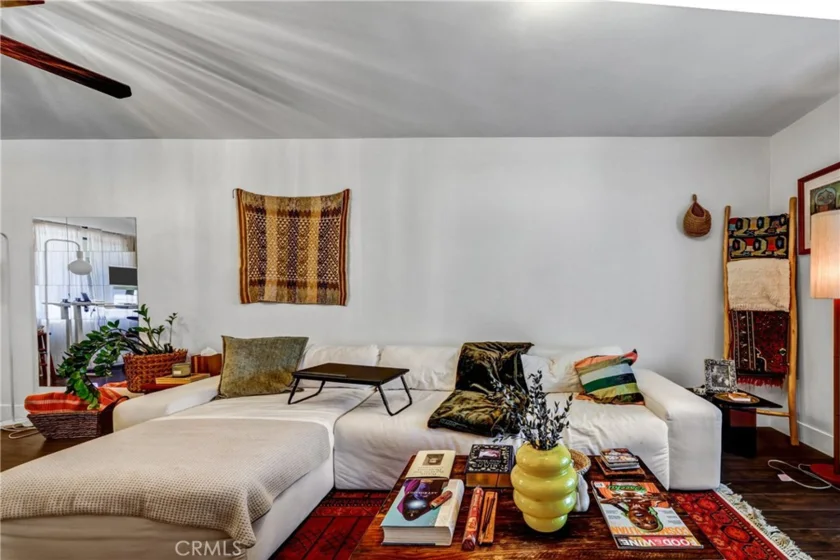 215 N Kenwood Street #106 photo 19