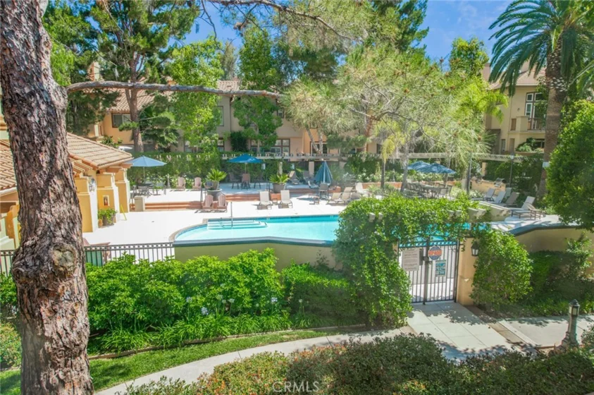 2645 Dunstan photo 25