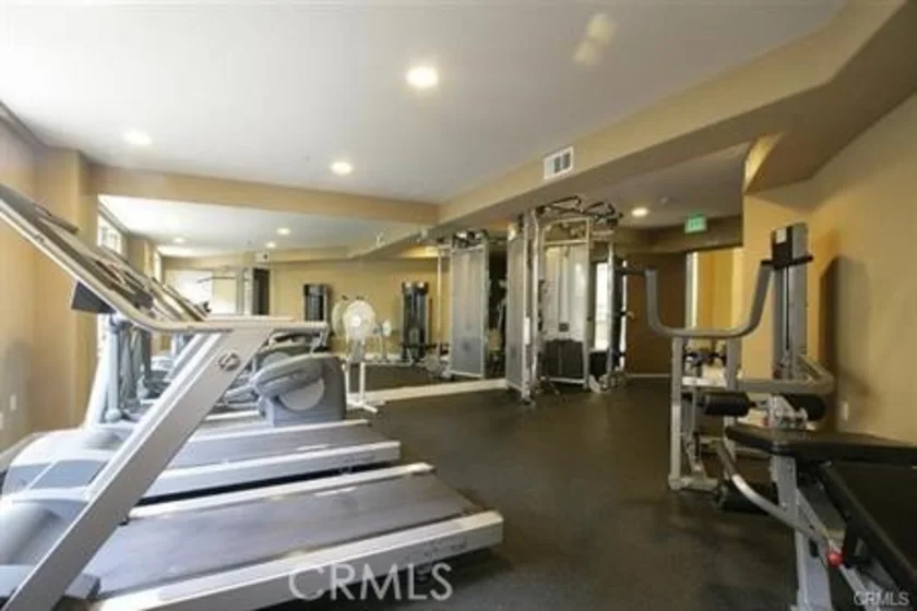 128 N Oak Knoll #111 photo 52