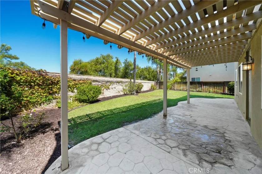 38090 Sherwood Street photo 38