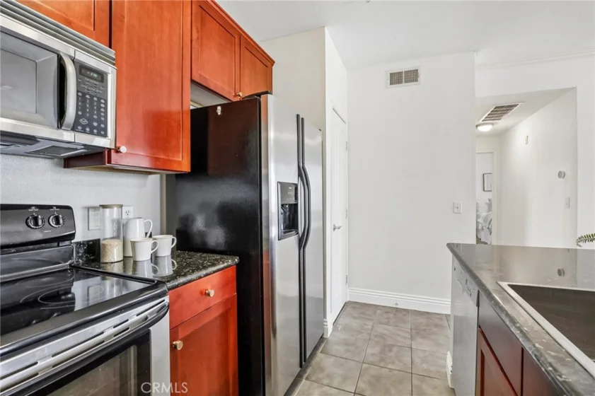 22681 Oakgrove Unit 233 photo 7
