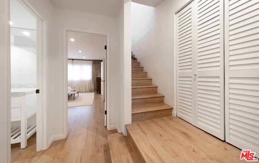 1920 Pandora Avenue #8 photo 16