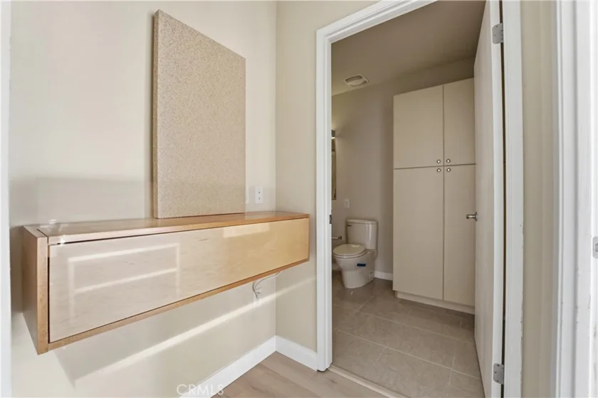 488 E Ocean #1518 photo 23