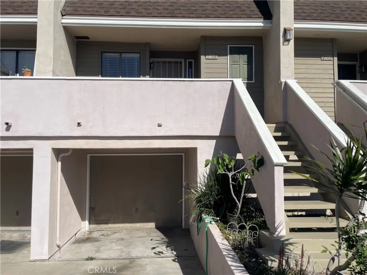 2168 Biscayne photo 1