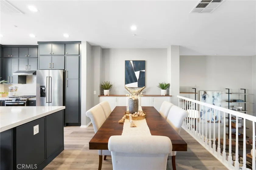 34 Clifford Lane photo 12