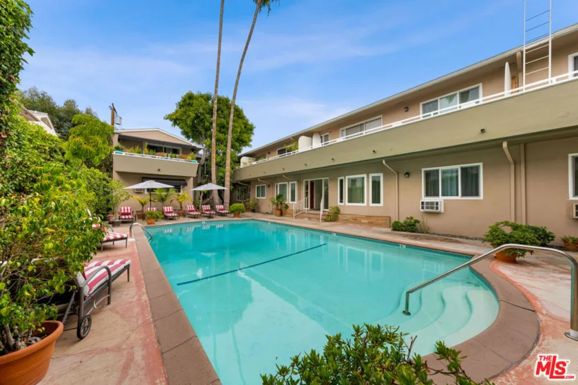 1330 N Crescent Heights Boulevard #16 photo 28