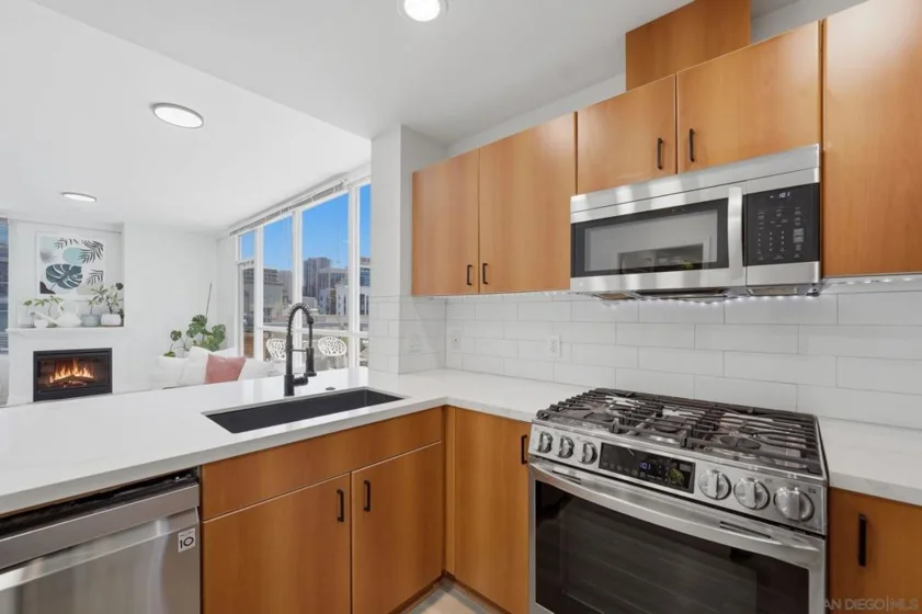 1580 Union #602 photo 73
