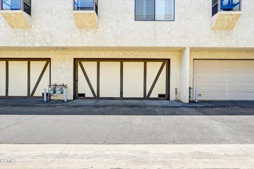 21209 Lassen Street #4 photo 26