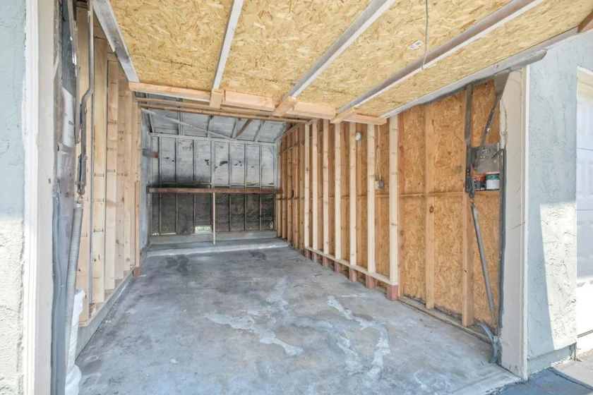 440 Parkside Drive photo 31