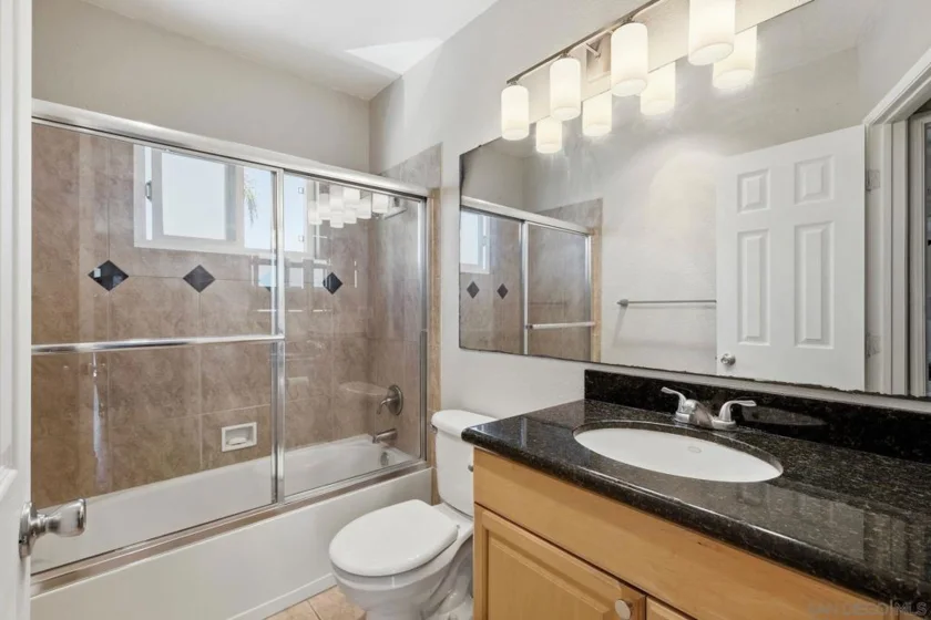 4747 Hamilton #12 photo 9
