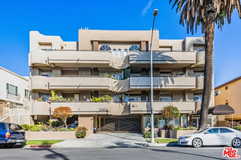 4943 Rosewood Avenue #104 photo 1