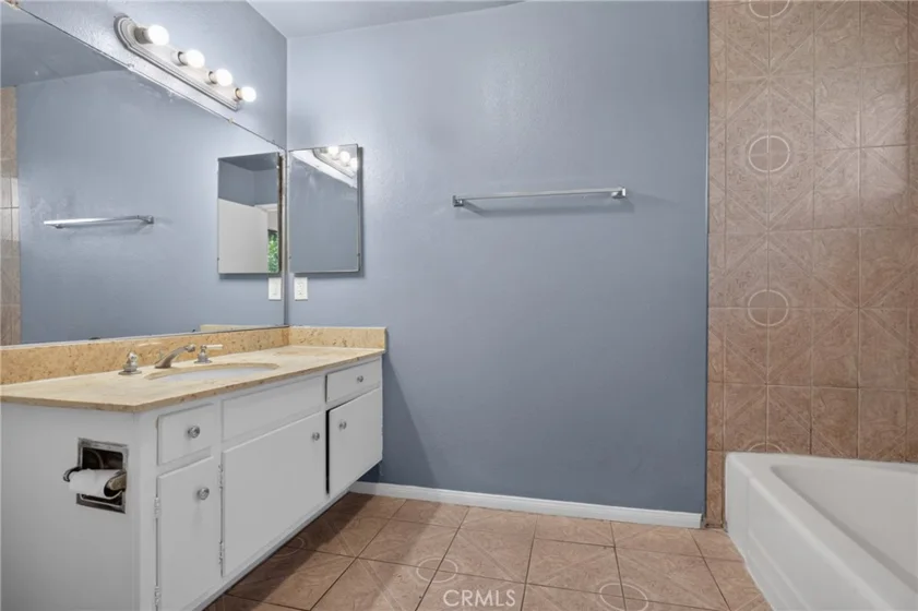 8355 Willis Avenue #18 photo 17