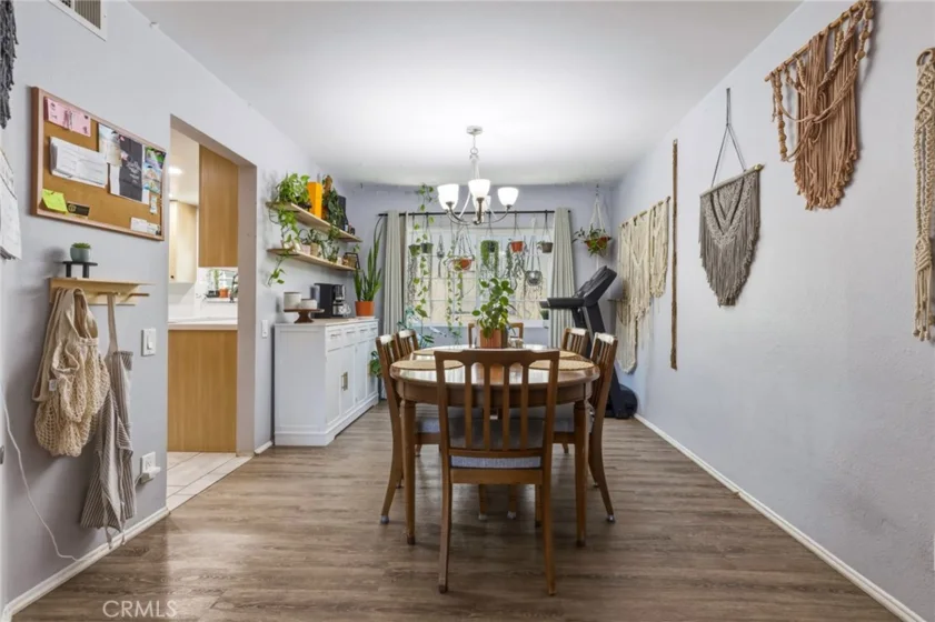8927 Cedros #14 photo 7