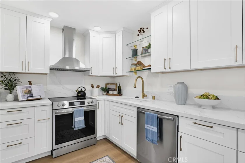 970 Palm Avenue #200 photo 14