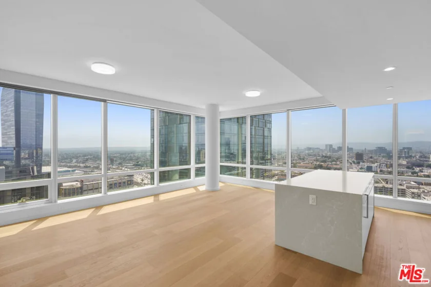 877 Francisco Street #2811 photo 1