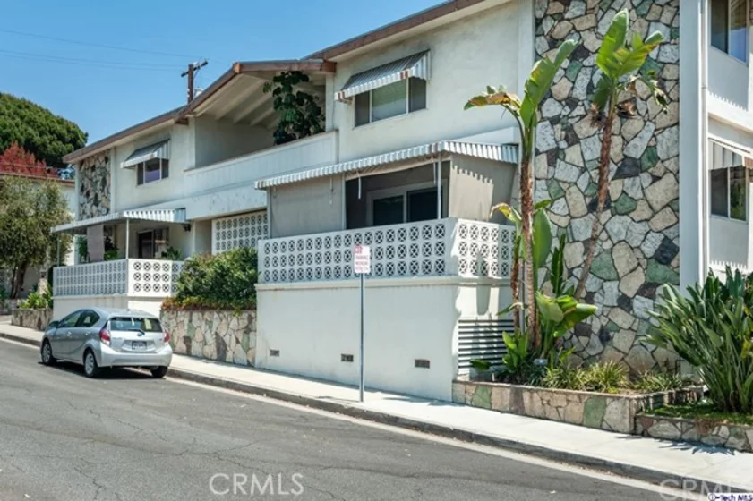 300 Bethany Road #D photo 1