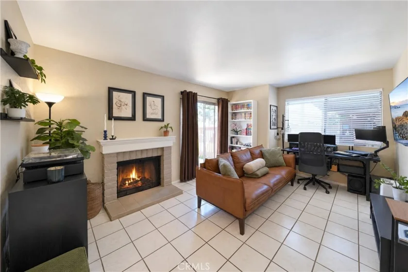 4572 W 5th Street photo 3