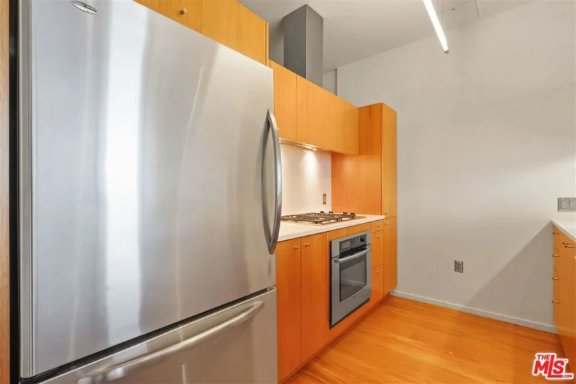 1155 S Grand Avenue #516 photo 4
