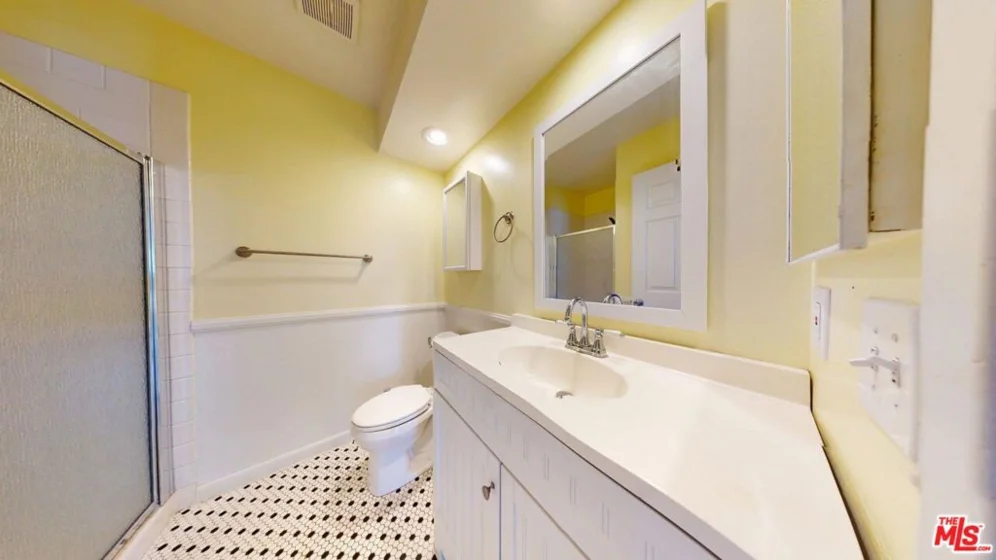 8710 Independence Avenue #301 photo 21